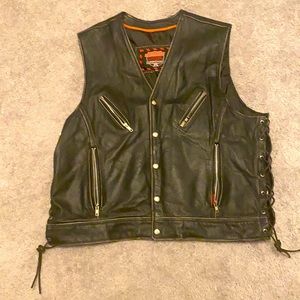 Gently used but still in very good condition, motorcycle leather vest size 3XL